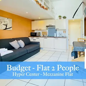 https://bh-le-carre-dor-hyper-center-pedestrian-zone.fr-provencehotel.com